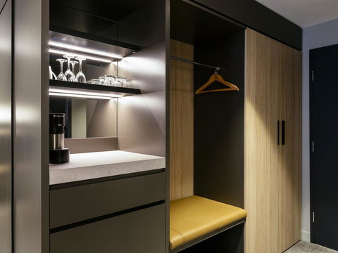 Vibe Hotel Hobart - Schoolies Week Accommodation 2