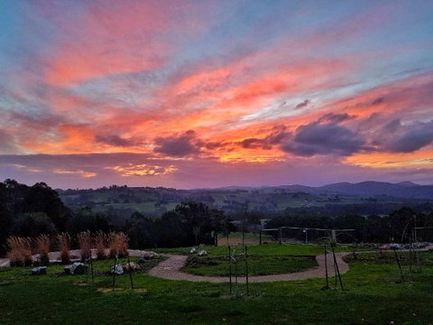 Vivere Retreat - Schoolies Week Accommodation 0