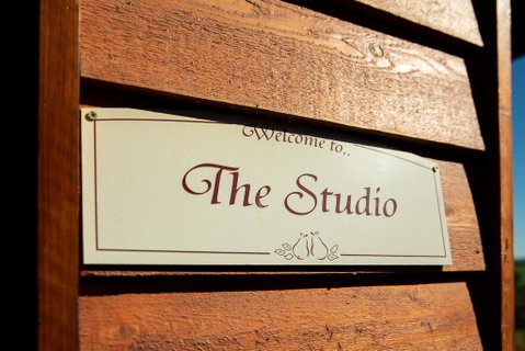 Vivere Retreat - Schoolies Week Accommodation 3