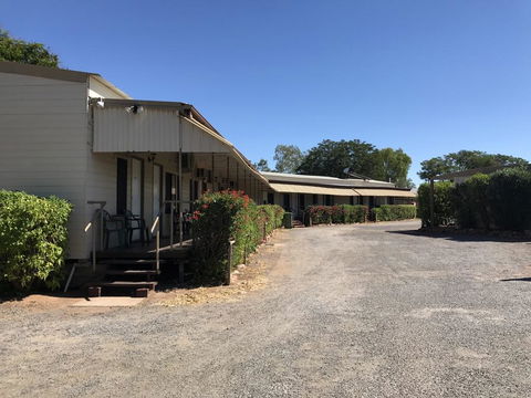 Wagon Wheel Motel - Schoolies Week Accommodation 3