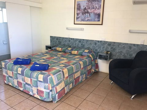 Wagon Wheel Motel - Schoolies Week Accommodation 2