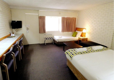 Wanderlight Motor Inn - Schoolies Week Accommodation 3