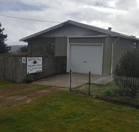 Waratah Falls Holiday Unit - Schoolies Week Accommodation