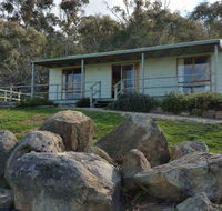 Warby Cottage - Schoolies Week Accommodation
