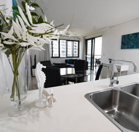 WATERFRONT DARWIN TROPICAL GEM - Schoolies Week Accommodation