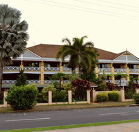 Waterfront Terraces - Schoolies Week Accommodation