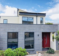 Apollo Bay Seal Apartments - Schoolies Week Accommodation