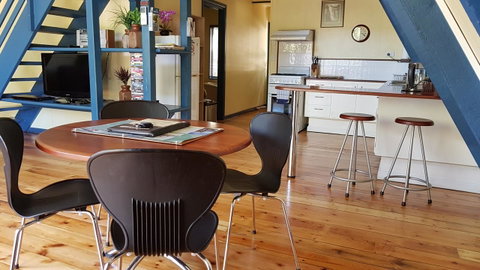 The A-Frame - Schoolies Week Accommodation 6