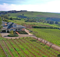 Waybourne- Vineyard and Winery - Schoolies Week Accommodation