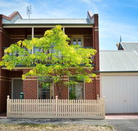 Turner Terrace - Schoolies Week Accommodation