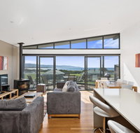 Beach and Reef - Schoolies Week Accommodation