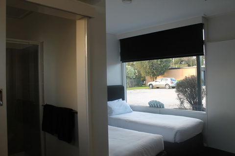 Rochester Motel - Schoolies Week Accommodation 7