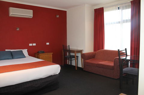 Rochester Motel - Schoolies Week Accommodation 13