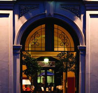 Ansonia on Lydiard - Schoolies Week Accommodation
