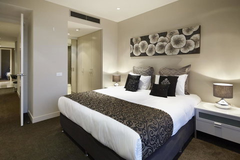 Melbourne Luxury Collection - Schoolies Week Accommodation 13
