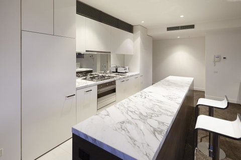 Melbourne Luxury Collection - Schoolies Week Accommodation 10