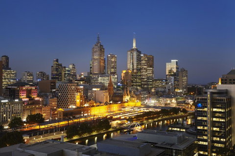 Melbourne Luxury Collection - Schoolies Week Accommodation 4
