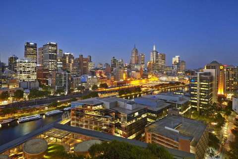 Melbourne Luxury Collection - Schoolies Week Accommodation 5