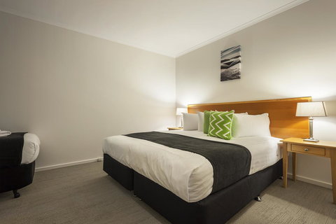 Quest Warrnambool - Schoolies Week Accommodation 7