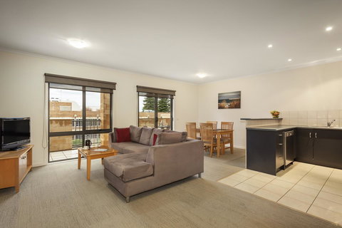 Quest Warrnambool - Schoolies Week Accommodation 13