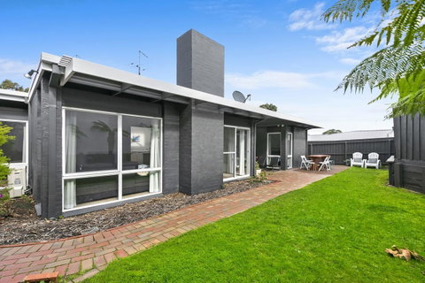 Mysa Anglesea Sleeps 7 WiFi SmartTV Cafes Shops - Schoolies Week Accommodation 5