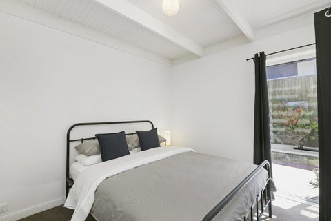 Mysa Anglesea Sleeps 7 WiFi SmartTV Cafes Shops - Schoolies Week Accommodation 8