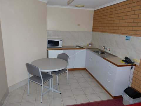 Blue Whale Motor Inn & Apartments - Schoolies Week Accommodation 27