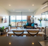 Waterfront Apt 234 Marinaquays - Schoolies Week Accommodation