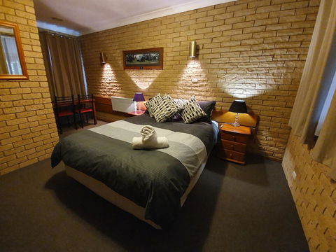 Allamar Motel - Schoolies Week Accommodation 5