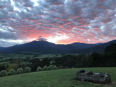 Allamar Motel - Schoolies Week Accommodation 2