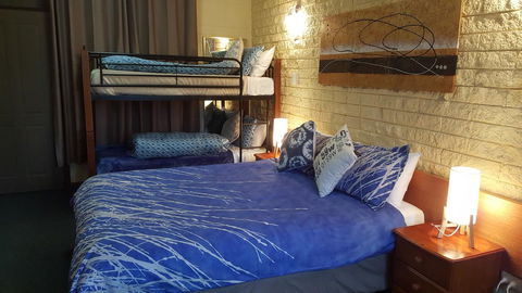 Allamar Motel - Schoolies Week Accommodation 25