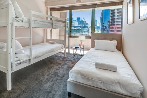 Southbank Tower Apartments - Schoolies Week Accommodation 11