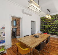 Work Sleep Live Melbourne - Schoolies Week Accommodation