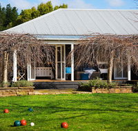 Green Gully House - Schoolies Week Accommodation