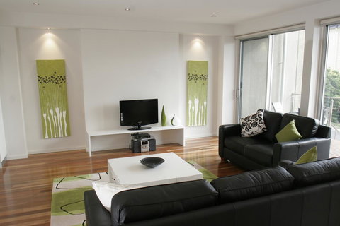 104 On Merri Apartments - Schoolies Week Accommodation 8