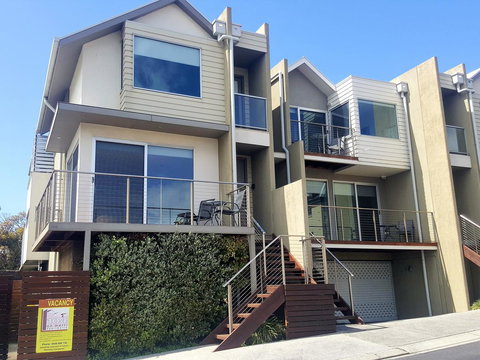 104 On Merri Apartments - Schoolies Week Accommodation 15