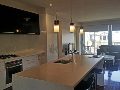 104 On Merri Apartments - Schoolies Week Accommodation 21