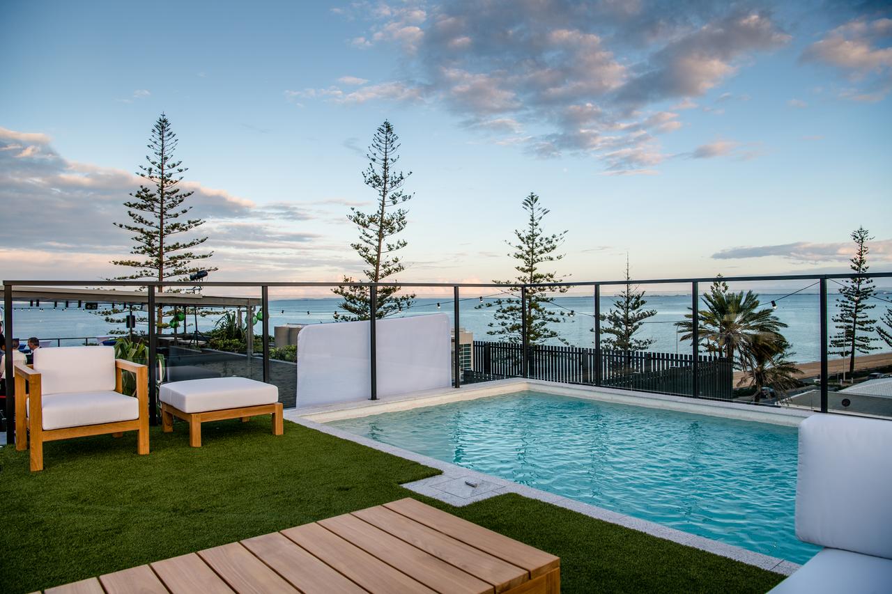 Schoolies Week Accommodation