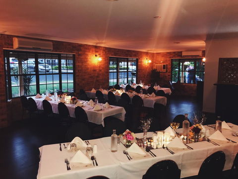Clermont Country Motor Inn - Schoolies Week Accommodation 0