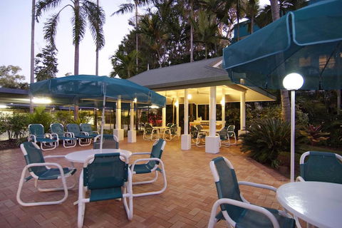 Agincourt Beachfront Apartments - Schoolies Week Accommodation 7