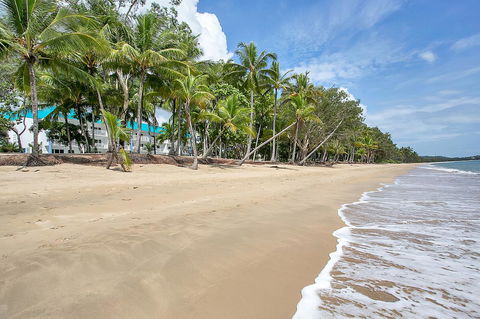 Agincourt Beachfront Apartments - Schoolies Week Accommodation 9