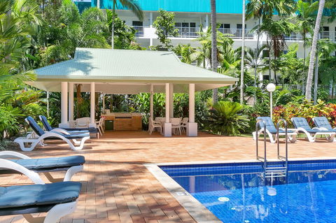 Agincourt Beachfront Apartments - Schoolies Week Accommodation 6