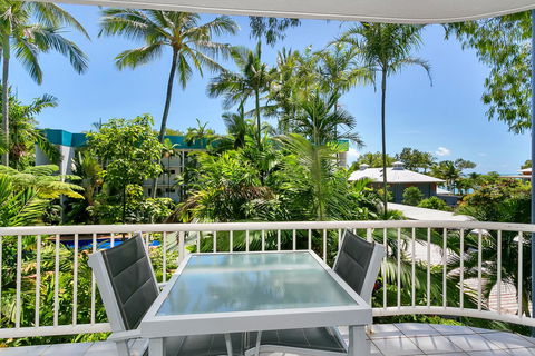 Agincourt Beachfront Apartments - Schoolies Week Accommodation 4