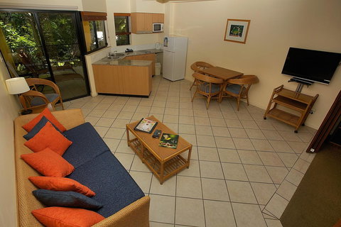 Silkari The Pavilions - Schoolies Week Accommodation 16