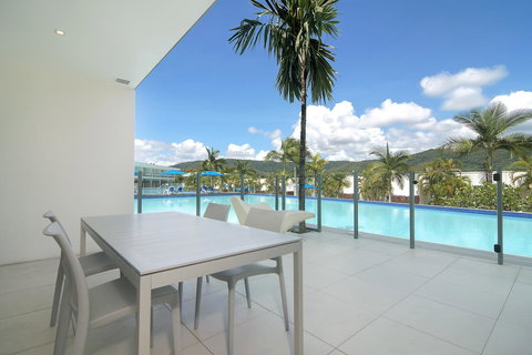 Pool Resort Port Douglas - Schoolies Week Accommodation 31