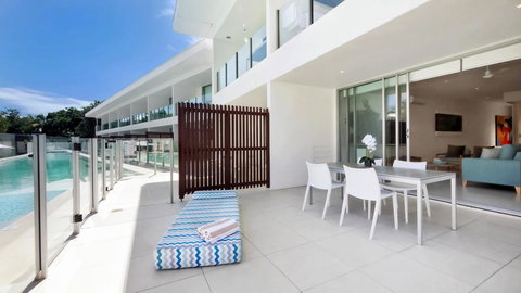 Pool Resort Port Douglas - Schoolies Week Accommodation 10