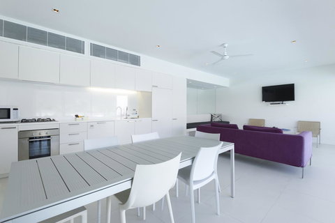 Pool Resort Port Douglas - Schoolies Week Accommodation 21