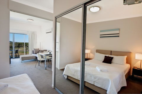 The Point Resort - Schoolies Week Accommodation 16