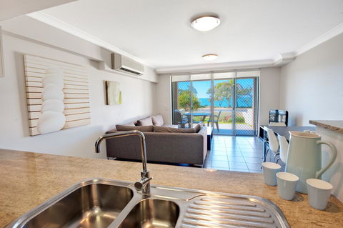 The Point Resort - Schoolies Week Accommodation 26