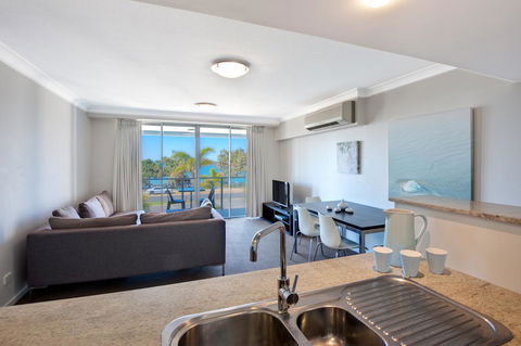 The Point Resort - Schoolies Week Accommodation 27